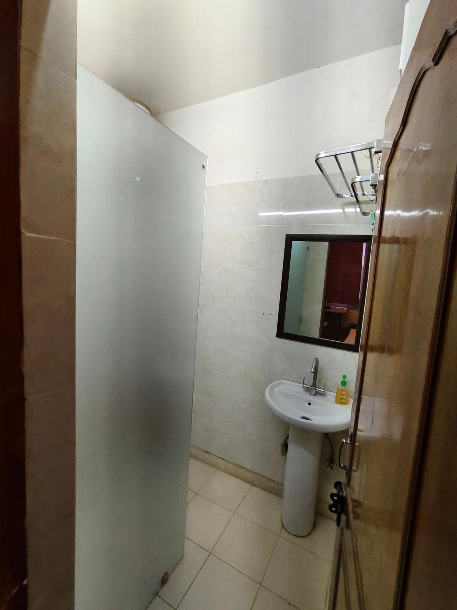 Hotel New Imperial Ghaziabad Buitenkant foto